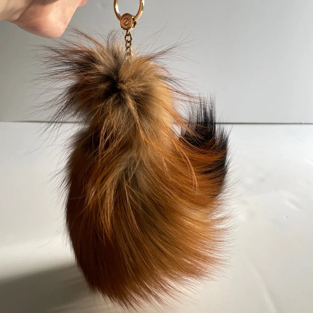 “My Axel Charm” Loro Piana real fox fur charm in the shape of a rooster. - Picture 5 of 11